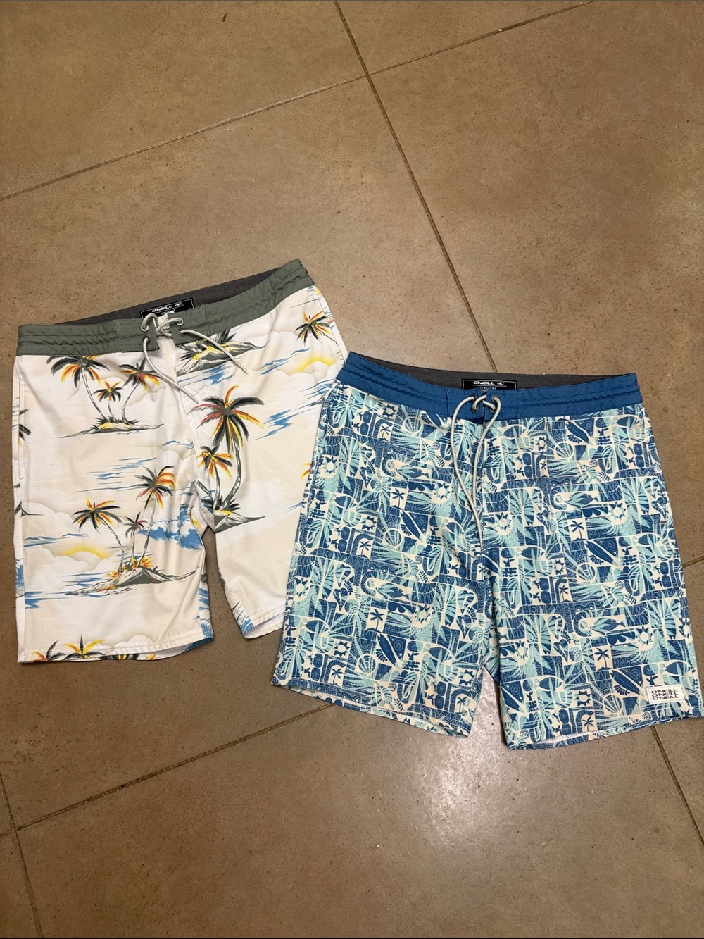 O'Neill Men's Swim Board Shorts bundle